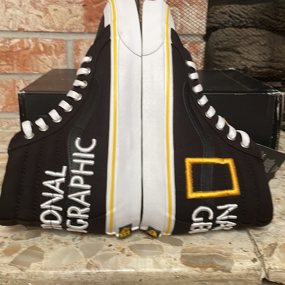 Vans Sk8 Hi Reissue 13 National Geographic logo limited edition - Picture 7 of 12